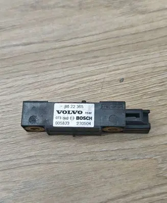 Volvo V70 Airbag deployment crash/impact sensor 8622365 005833 230504