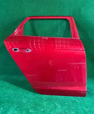 Seat Leon (5F) Rear door