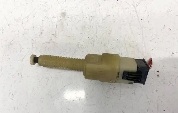 Audi A4 S4 B5 8D Brake pedal sensor switch 4a0945515a