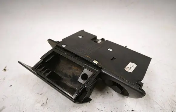 Audi A4 S4 B5 8D Car ashtray 8D0857951B