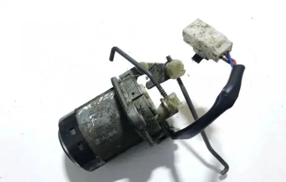 Mazda 323 F Tailgate exterior lock 