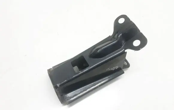 Volvo S80 Radiator support slam panel bracket 