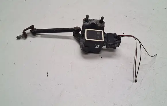 Mercedes-Benz CLS C219 Headlight/headlamp level sensor A0105427717