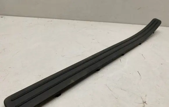 Volkswagen Touareg I Front sill trim cover 7L0853655EK