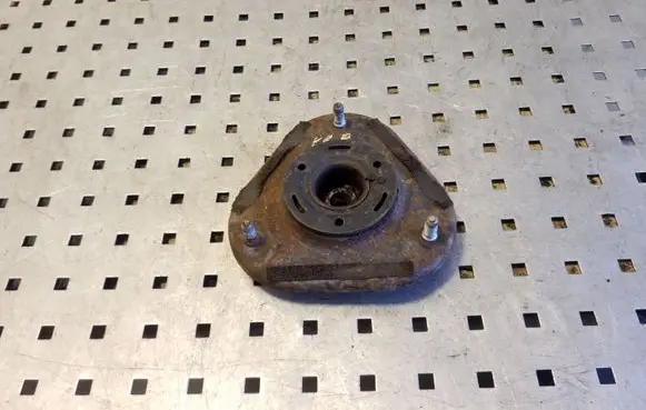 Toyota Corolla E120 E130 Front upper strut mount 
