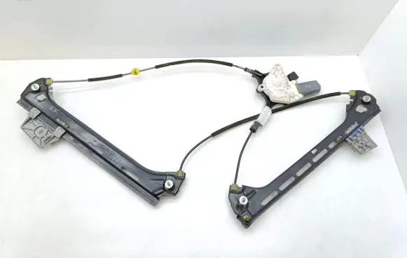 Mercedes-Benz E C207 W207 Front door window regulator with motor A2078200542