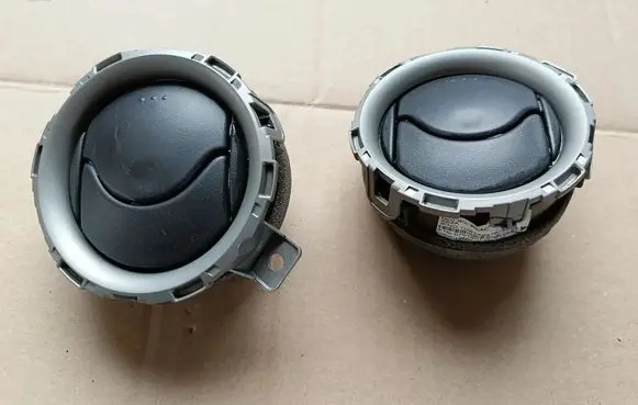 Nissan Micra Dash center air vent grill