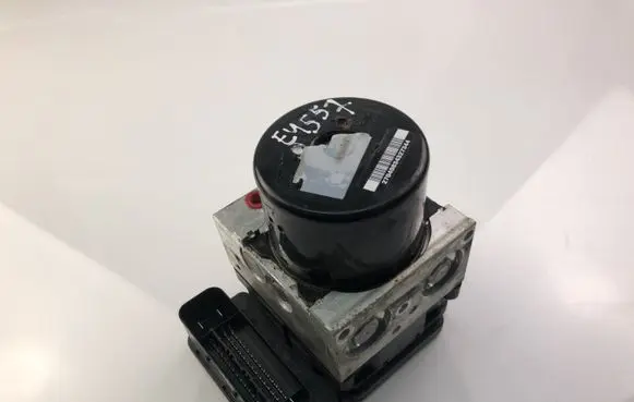 Volvo V60 ABS Pump 28526258303