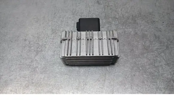 Opel Vectra B Glow plug pre-heat relay 09132691