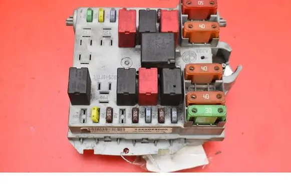 Fuse box set