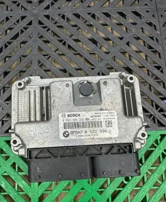 BMW M3 F80 Engine control unit/module 8522506 0261209392