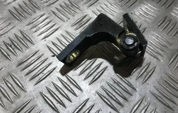 Fiat Stilo Rear door lower hinge