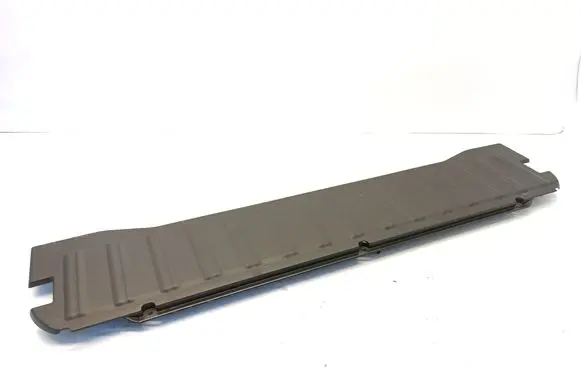 Volvo XC90 Tailgate trim 10158
