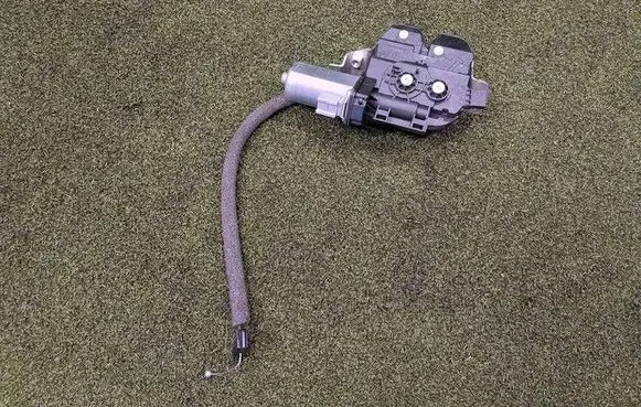 Porsche Cayenne (92A) Tailgate/trunk/boot lock/catch/latch 7P5827505
