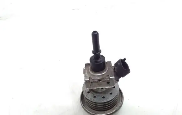 Seat Alhambra (Mk2) AdBlue injector 04440210211 14003137