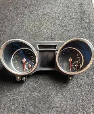Mercedes-Benz GLE (W166 - C292) Speedometer (instrument cluster) A1669009117
