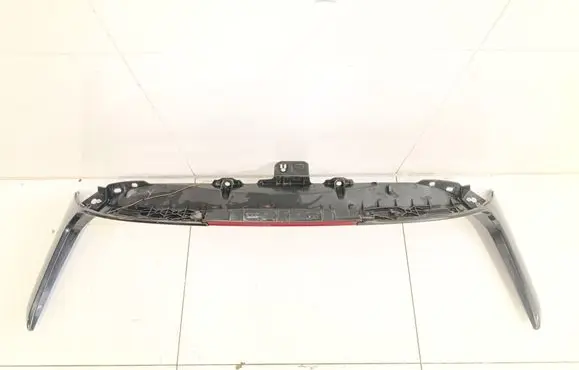 Tailgate/trunk spoiler