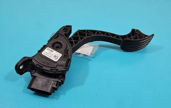 Ford Mondeo MK IV Accelerator throttle pedal 6G92-9F836-RD IMPRK1417487