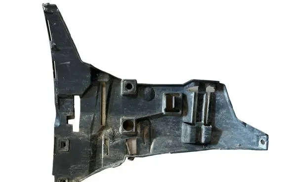 Volvo V70 Front bumper mounting bracket 09190303