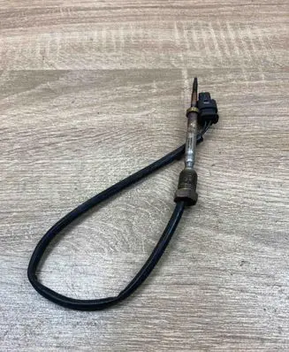 BMW X5 F15 Exhaust gas temperature sensor 7805606 2656001902
