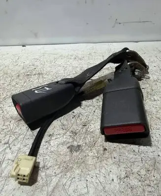 Subaru Outback (BS) Rear seatbelt buckle 150526DA