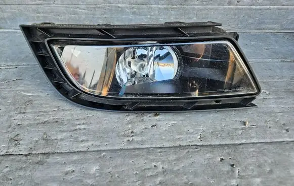 Skoda Superb B6 (3T) Front fog light 7690100000 3T0941699C