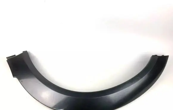 Subaru Outback Front arch trim 