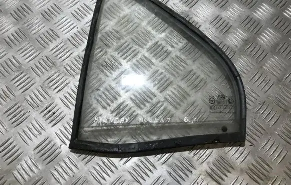 Rear vent window glass