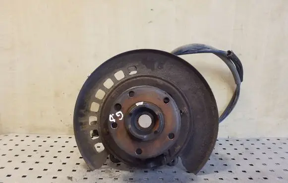 Audi Q7 4L Rear wheel hub 7L8505435F 7L8609721