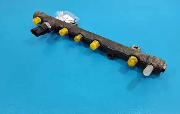 Renault Trafic II (X83) Fuel main line pipe 0445214065 IMPRK1581831
