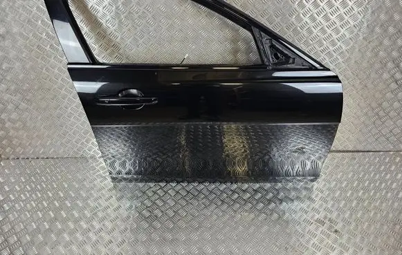 Jaguar XE Front door