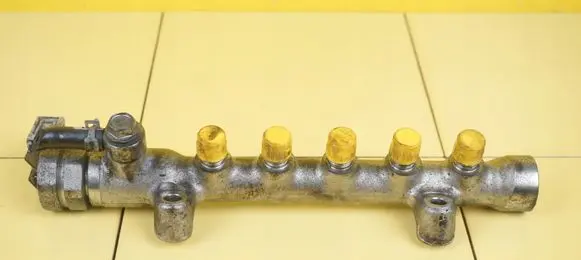 Mazda 3 III Fuel line pipe SH01
