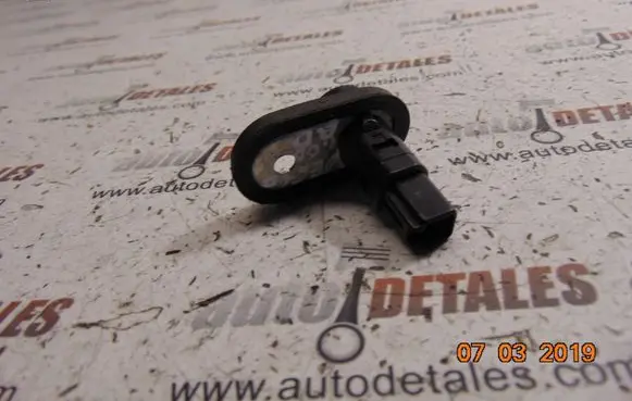 Toyota Verso Front door sensor 