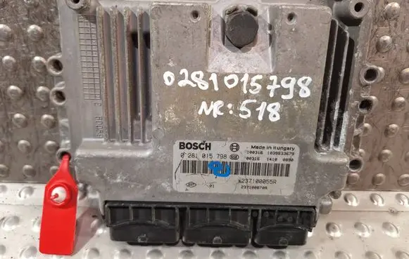 Renault Megane III Engine control unit/module S25081518 0281015798 237100870R