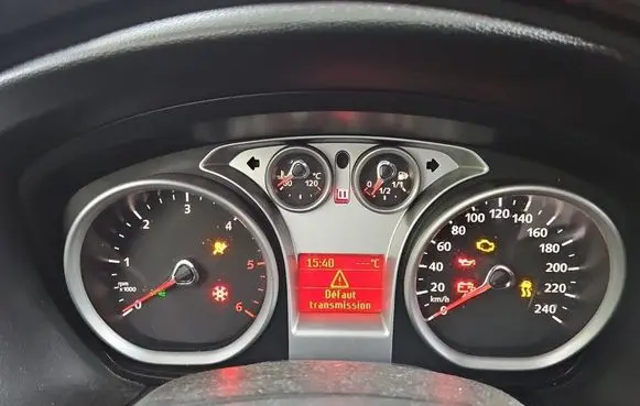 Ford Focus Speedometer (instrument cluster) VP8V4F10A855A IMPRK1559374