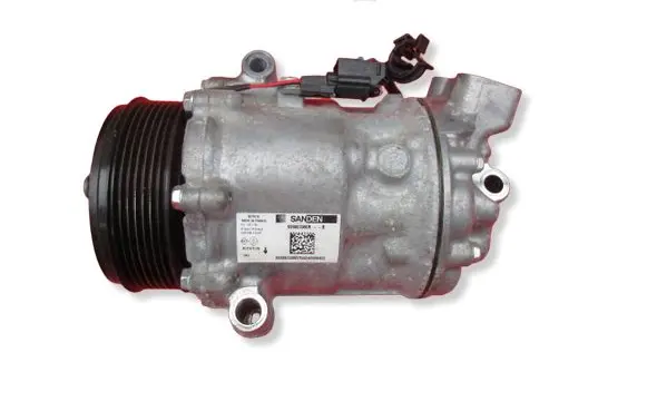 Dacia Sandero III Air conditioning (A/C) compressor (pump) 926003380R