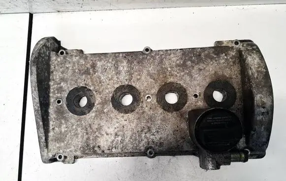 Audi A3 S3 8L Rocker cam cover 06A103475E
