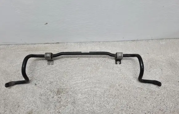 Renault Captur Front anti-roll bar/sway bar 546113546R