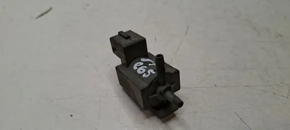 BMW 7 E65 E66 Vacuum valve 7516376