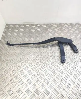 Mercedes-Benz E W212 Front wiper blade arm A2128200944