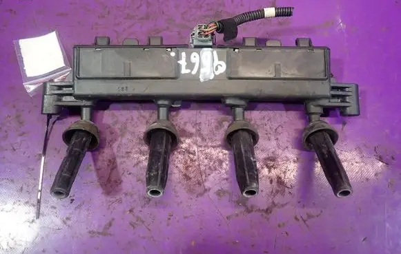High voltage ignition coil