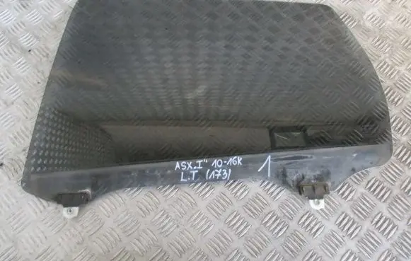 Mitsubishi ASX Rear door window glass