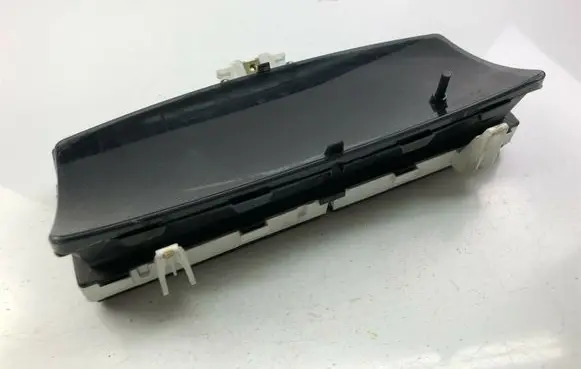 Toyota Corolla E120 E130 Speedometer (instrument cluster) 8380002750 G1442