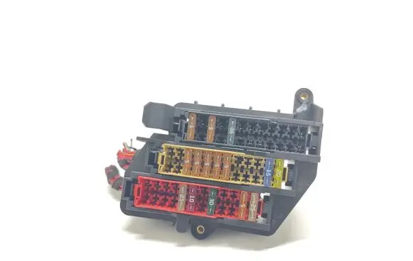 Audi A6 S6 C6 4F Fuse module 4F2971845A
