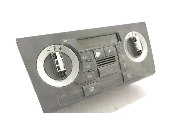 Audi A3 S3 8P Climate control unit 8P0820043H