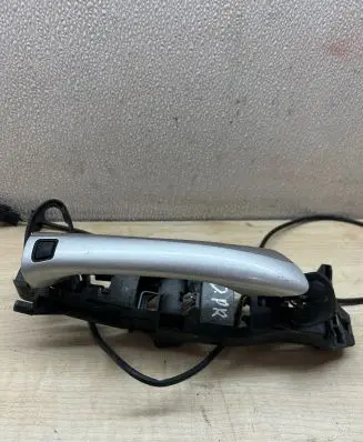 Mercedes-Benz E W211 Front door handle cover A2115450828