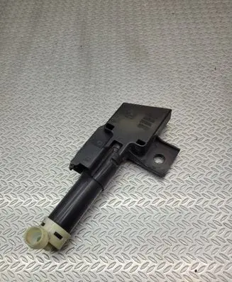 Subaru XV I Headlight washer spray nozzle 60104