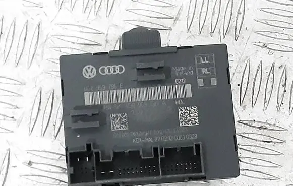 Audi A7 S7 4G Door control unit/module 4G8959795E 4G8959795A 2202120003032