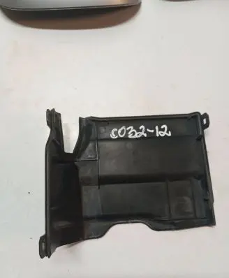 Volvo S60 Battery box tray cover/lid 31349472