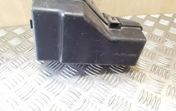 Toyota RAV 4 (XA20) Fuse box set 8267242100